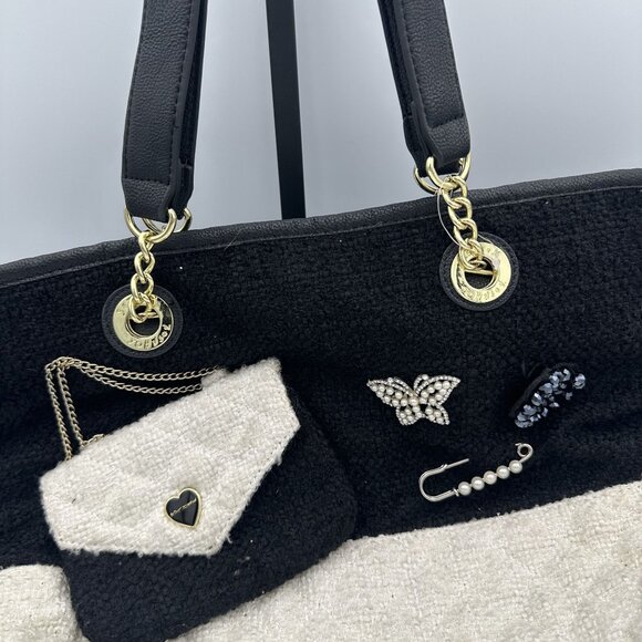 Betsey Johnson Black & White Tweed Tote Bag With Chain Straps & Decorative Pins - Picture 2 of 7